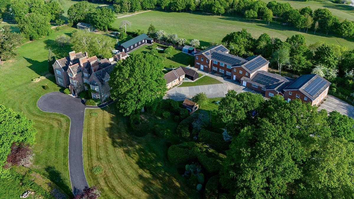 Weald-Electronics-Production-Facilities-02